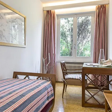 Sleeps 11 Air Con Wifi