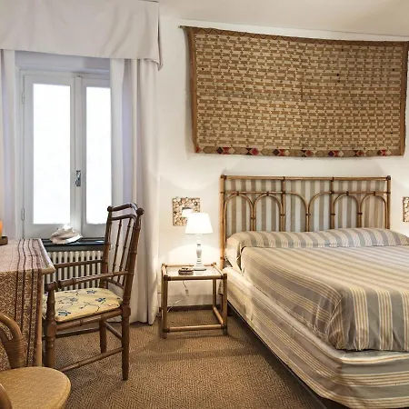 Villa Sleeps 11 Air Con Wifi Portofino