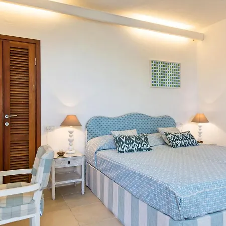 Sleeps 11 Air Con Wifi Villa *